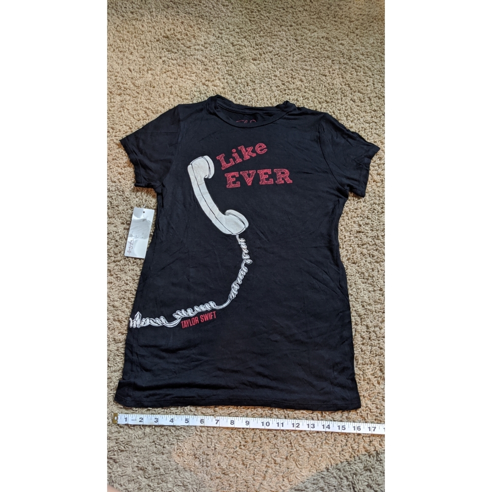 Taylor Swift Girl's Medium Shirt
